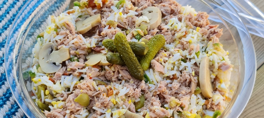 ENSALADA DE ARROZ BASMATI CON CHAMPIÑONES Y ATÚN