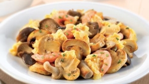 Revuelto de Gambas y Setas con Thermomix®
